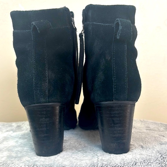 TOMS WOMEN LUNATA SIDE ZIPPER ANKLE BOOTIES- Black Suede - Picture 3 of 8